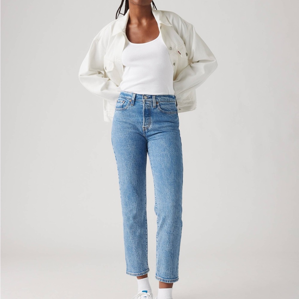 Levi's Wedgie Straight Leg Women's Jeans 26